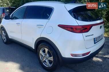 Позашляховик / Кросовер Kia Sportage 2016 в 
