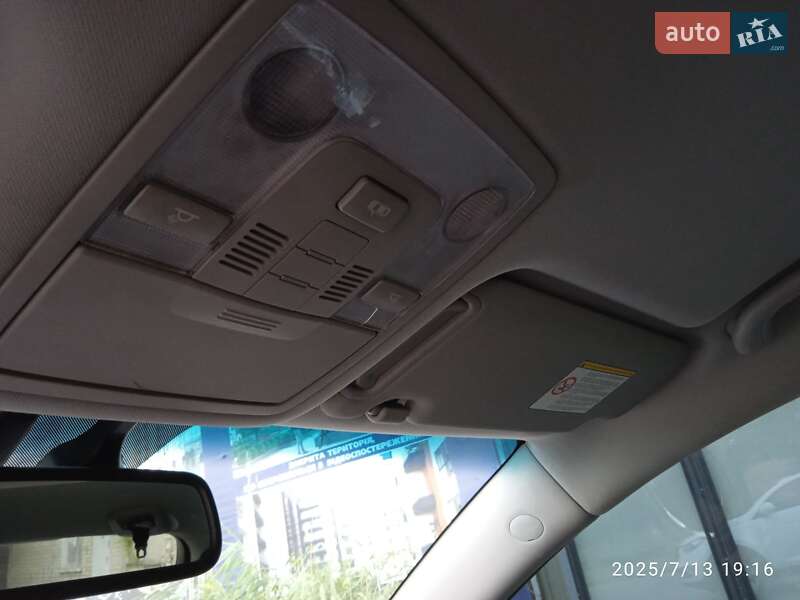 Позашляховик / Кросовер Kia Sportage 2011 в Запоріжжі
