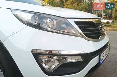 Позашляховик / Кросовер Kia Sportage 2011 в 
