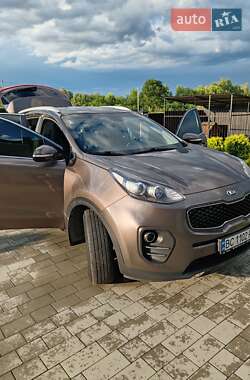 Позашляховик / Кросовер Kia Sportage 2016 в 