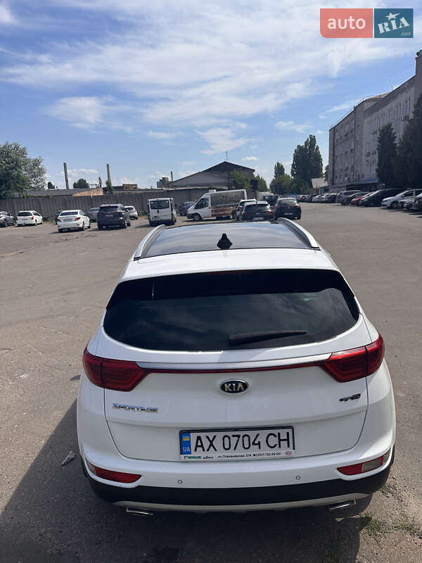 Позашляховик / Кросовер Kia Sportage 2016 в Києві