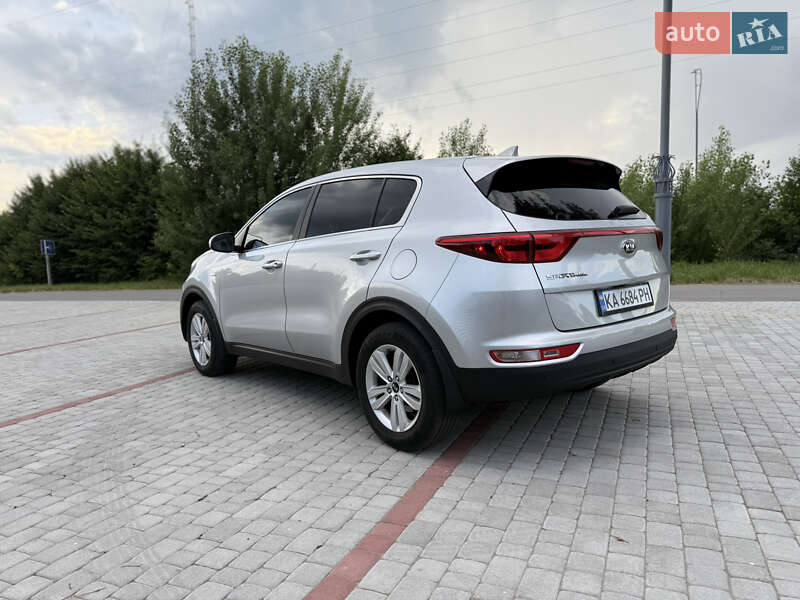 Позашляховик / Кросовер Kia Sportage 2015 в Старокостянтинові