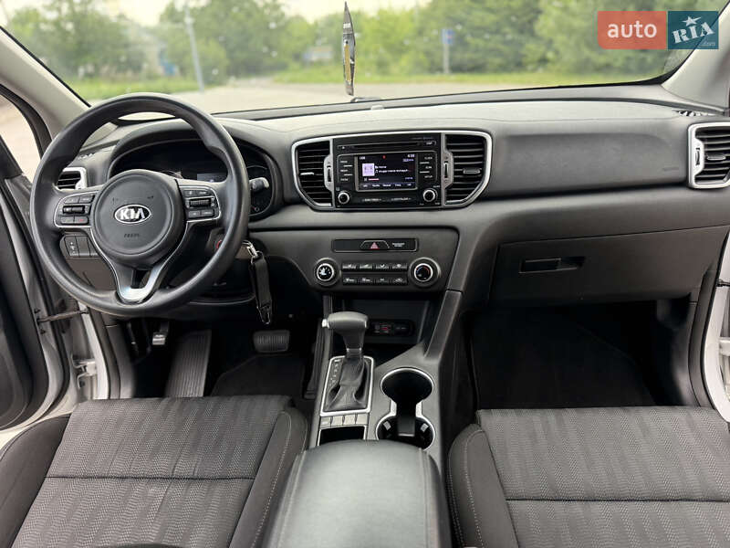 Позашляховик / Кросовер Kia Sportage 2015 в Старокостянтинові