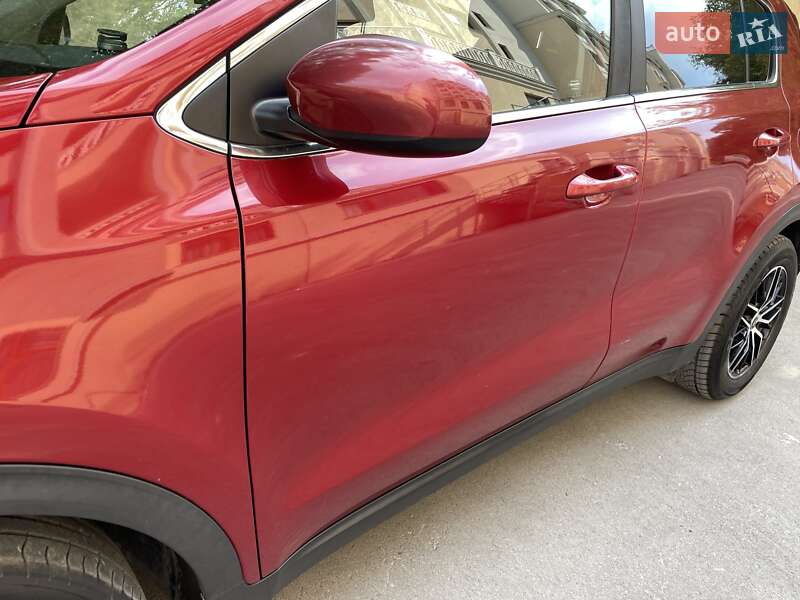 Внедорожник / Кроссовер Kia Sportage 2016 в Одессе