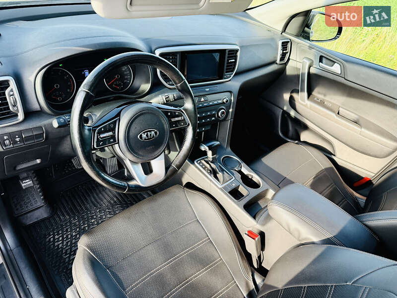 Позашляховик / Кросовер Kia Sportage 2018 в Львові