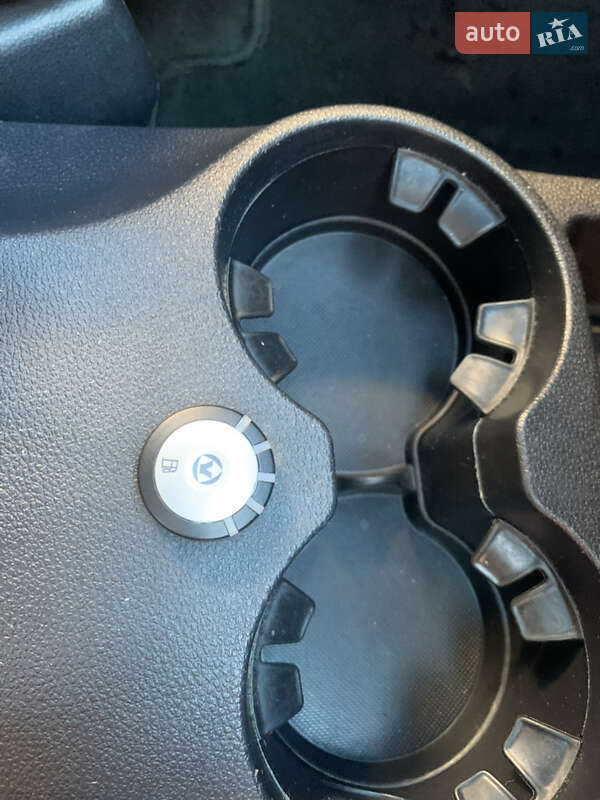 Позашляховик / Кросовер Kia Sportage 2007 в Івано-Франківську