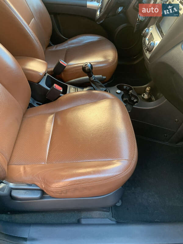 Позашляховик / Кросовер Kia Sportage 2007 в Івано-Франківську