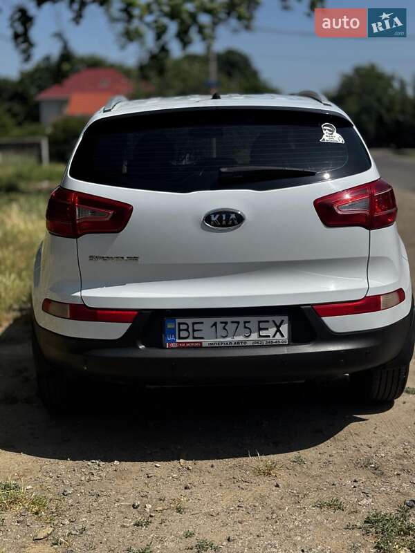 Позашляховик / Кросовер Kia Sportage 2012 в Миколаєві