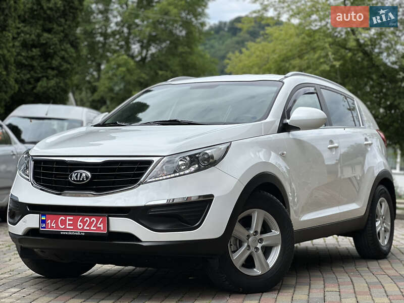 Внедорожник / Кроссовер Kia Sportage 2014 в Надворной
