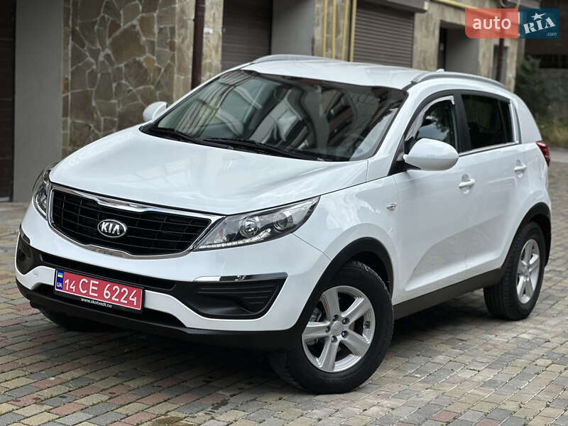 Внедорожник / Кроссовер Kia Sportage 2014 в Надворной