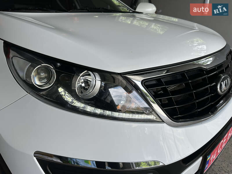 Внедорожник / Кроссовер Kia Sportage 2014 в Надворной