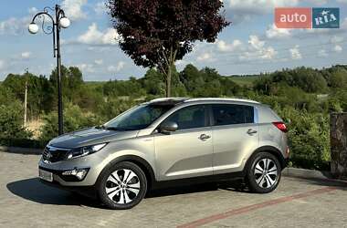 Внедорожник / Кроссовер Kia Sportage 2011 в Луцке