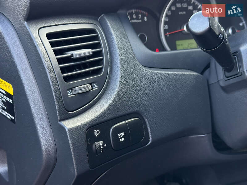 Позашляховик / Кросовер Kia Sportage 2009 в Стрию