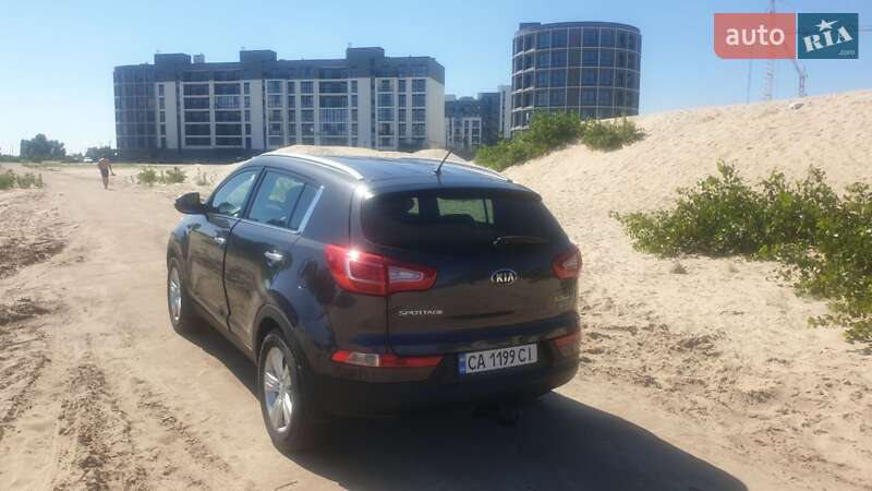 Позашляховик / Кросовер Kia Sportage 2011 в Черкасах