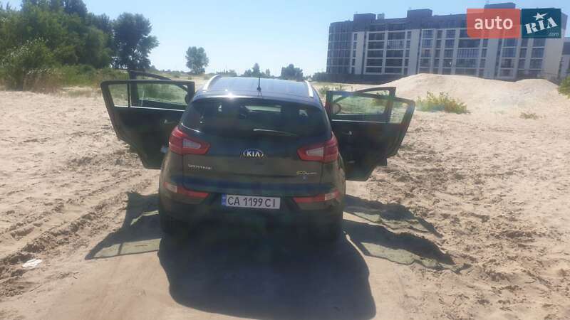 Позашляховик / Кросовер Kia Sportage 2011 в Черкасах