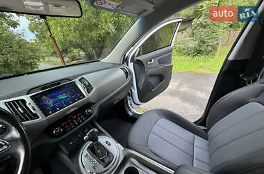 Позашляховик / Кросовер Kia Sportage 2015 в 