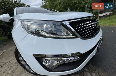Позашляховик / Кросовер Kia Sportage 2015 в 