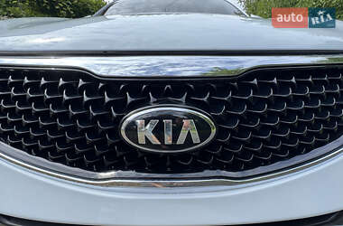 Позашляховик / Кросовер Kia Sportage 2015 в 