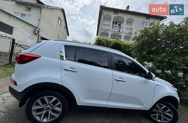 Позашляховик / Кросовер Kia Sportage 2015 в 
