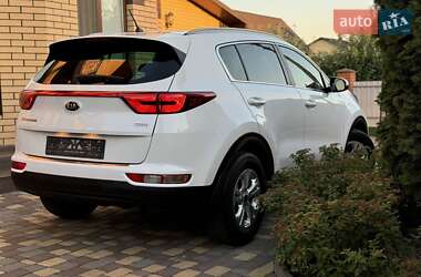 Внедорожник / Кроссовер Kia Sportage 2016 в 
