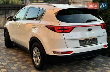 Внедорожник / Кроссовер Kia Sportage 2016 в 