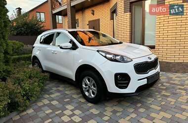 Внедорожник / Кроссовер Kia Sportage 2016 в 