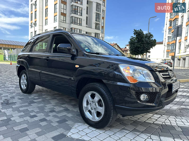Позашляховик / Кросовер Kia Sportage 2008 в Івано-Франківську