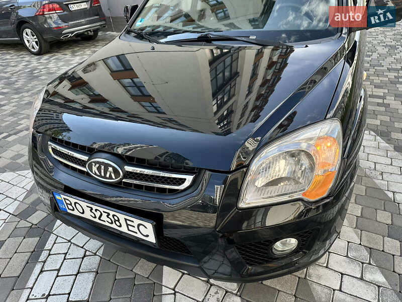 Позашляховик / Кросовер Kia Sportage 2008 в Івано-Франківську