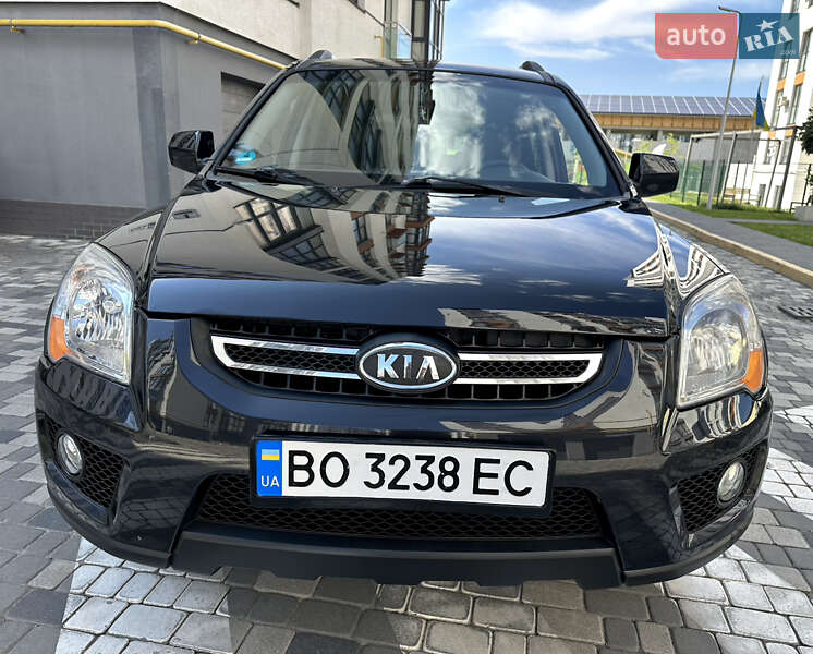 Позашляховик / Кросовер Kia Sportage 2008 в Івано-Франківську