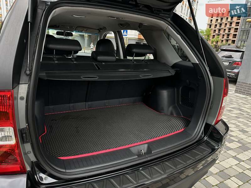 Позашляховик / Кросовер Kia Sportage 2008 в Івано-Франківську