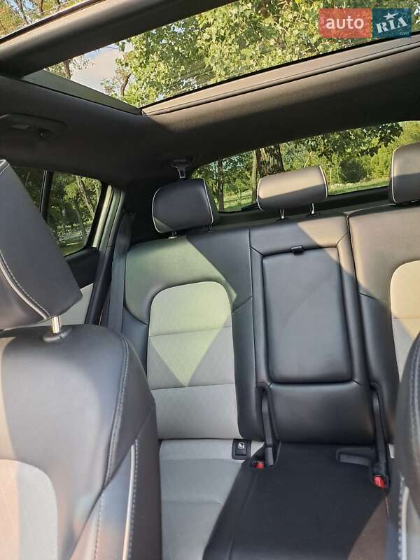 Внедорожник / Кроссовер Kia Sportage 2016 в Павлограде