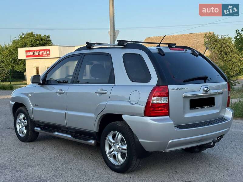 Позашляховик / Кросовер Kia Sportage 2008 в Охтирці