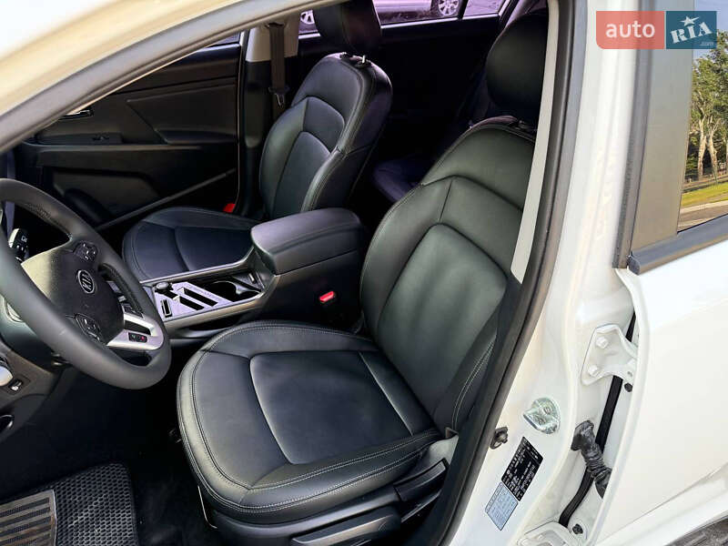 Внедорожник / Кроссовер Kia Sportage 2014 в Одессе