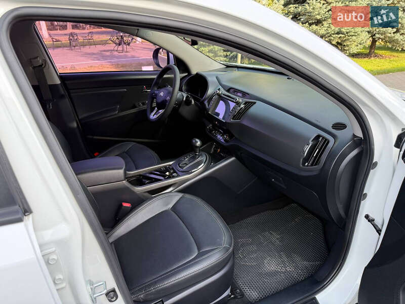 Внедорожник / Кроссовер Kia Sportage 2014 в Одессе