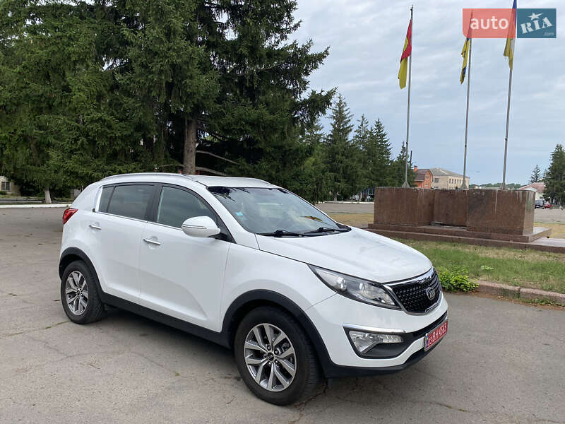 Внедорожник / Кроссовер Kia Sportage 2014 в Новоархангельске