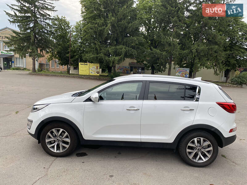 Внедорожник / Кроссовер Kia Sportage 2014 в Новоархангельске