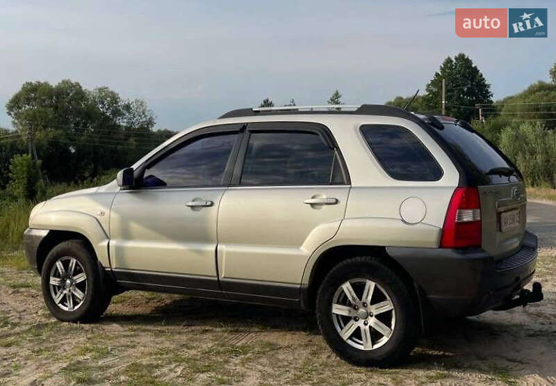 Внедорожник / Кроссовер Kia Sportage 2006 в 
