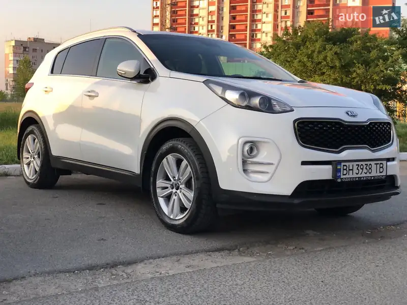 Kia Sportage 2018 VIN U5YPG814AJL521932 фото оголошення 4 з 39
