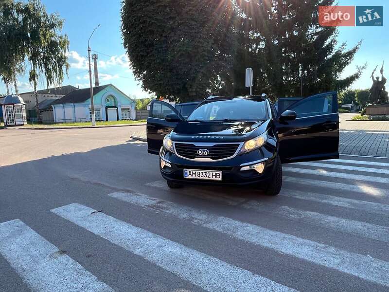 Позашляховик / Кросовер Kia Sportage 2011 в Овручі