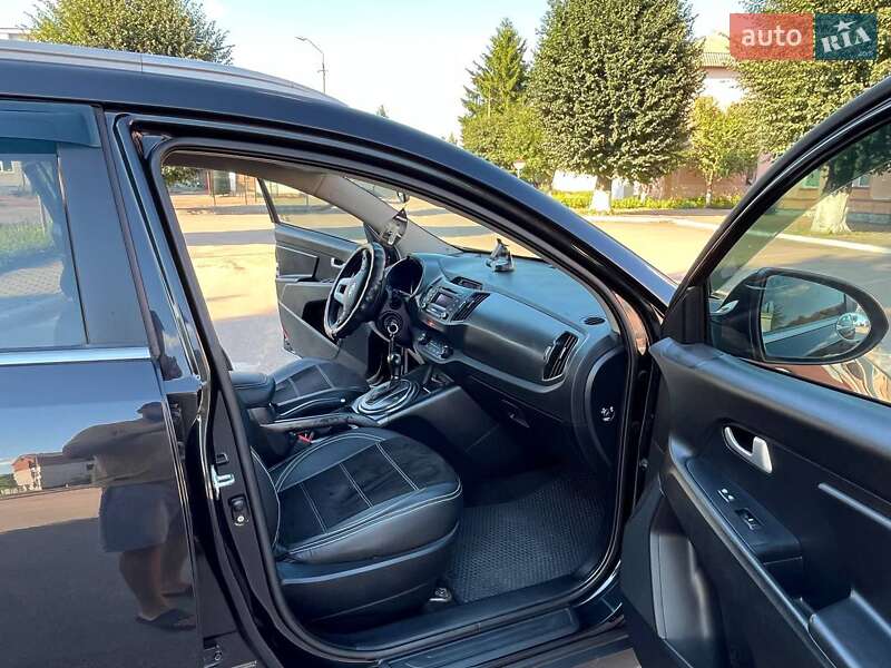 Позашляховик / Кросовер Kia Sportage 2011 в Овручі