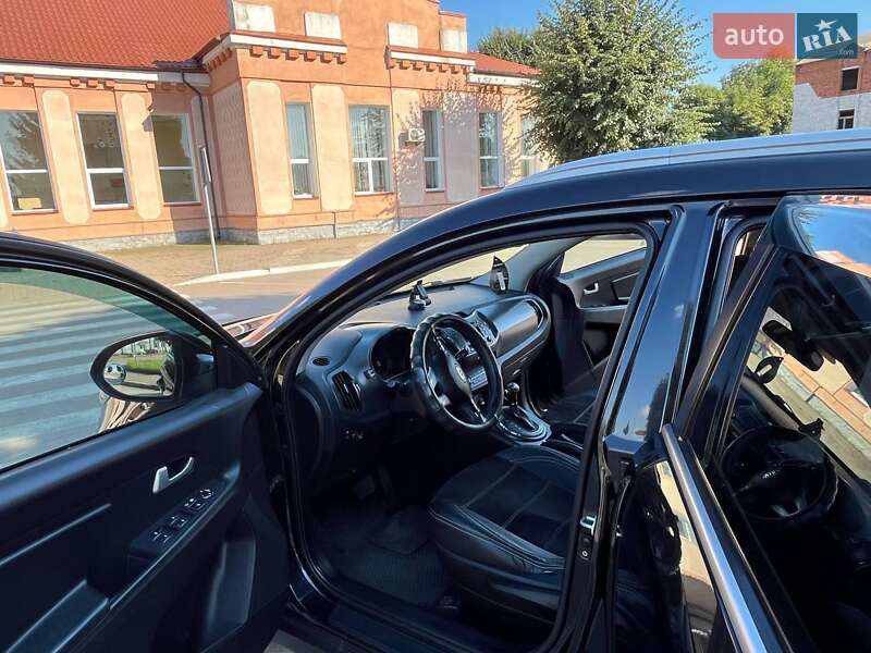 Позашляховик / Кросовер Kia Sportage 2011 в Овручі