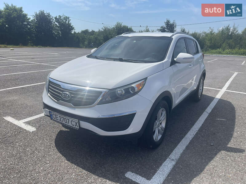 Внедорожник / Кроссовер Kia Sportage 2011 в Черновцах