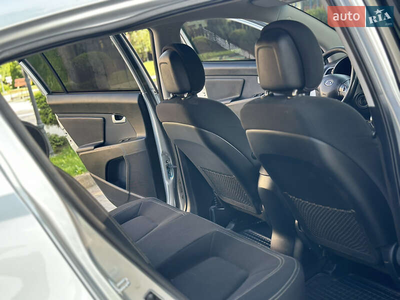 Внедорожник / Кроссовер Kia Sportage 2010 в Стрые фото 31 Внедорожник / Кроссовер Kia Sportage 2010 в Стрые