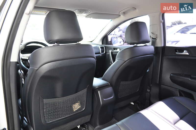 Внедорожник / Кроссовер Kia Sportage 2018 в Киеве