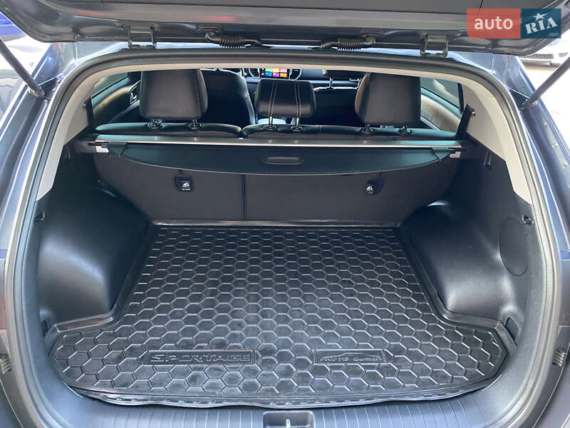 Внедорожник / Кроссовер Kia Sportage 2016 в Одессе