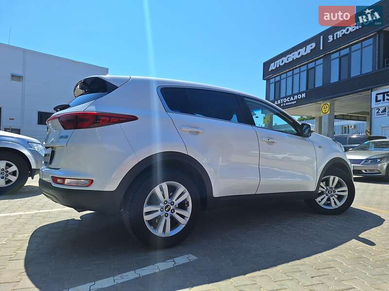 Внедорожник / Кроссовер Kia Sportage 2015 в Одессе