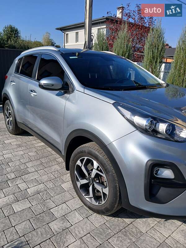 Внедорожник / Кроссовер Kia Sportage 2021 в Киеве