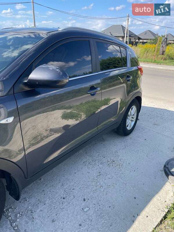 Позашляховик / Кросовер Kia Sportage 2013 в Сумах