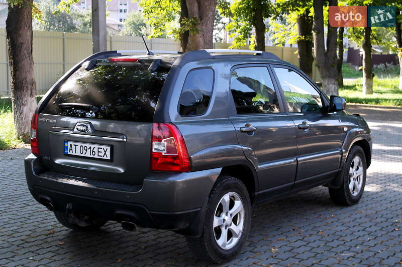 Внедорожник / Кроссовер Kia Sportage 2009 в Заболотове