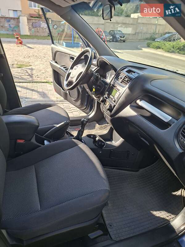 Внедорожник / Кроссовер Kia Sportage 2009 в Днепре фото 13 Внедорожник / Кроссовер Kia Sportage 2009 в Днепре